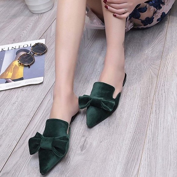 POINTY MULE VELVET GREEN BOW WOMANS FLAT SHOE *NWT - Picture 4 of 6